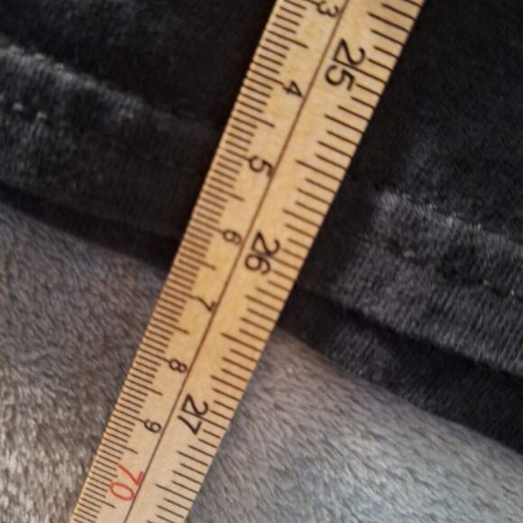 Tupac Shakur Shirt 2 Pac 90s Black Rap Hip Hop Size Medium Short Sleeve - Picture 5 of 6